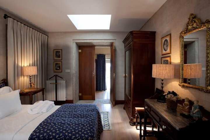 Room 8 of 69