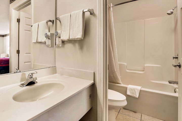 Clean Restrooms