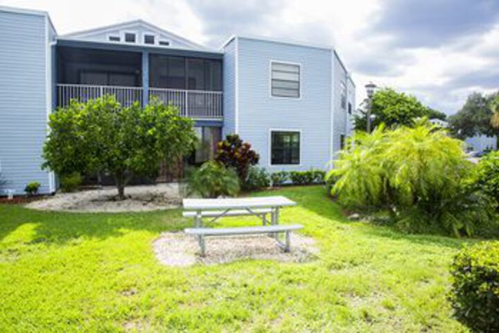 Photo of Country Club Condominium