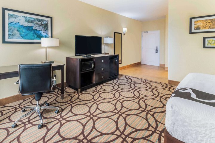Room 16 of 45