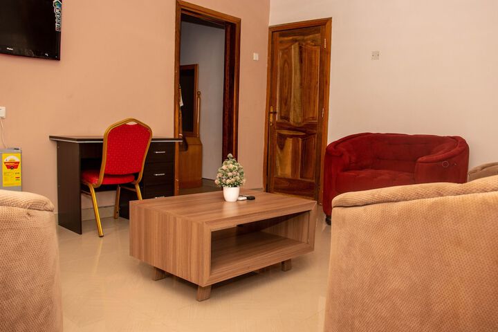 Room 11 of 20