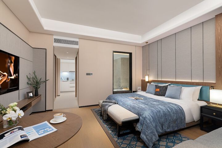 Room 18 of 74