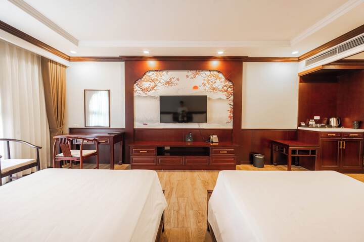Room 17 of 55