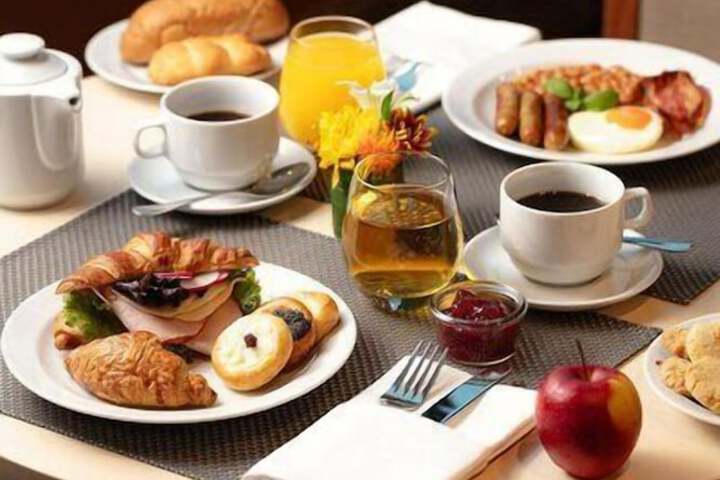 Breakfast/Coffee Service 88 of 113
