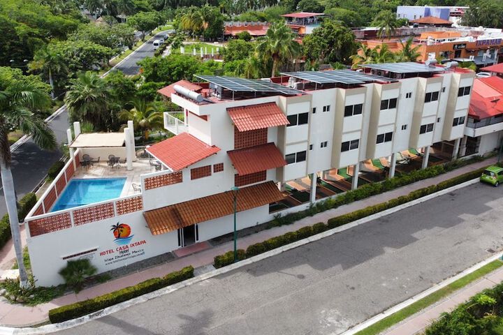 Photo of Hotel Casa Ixtapa