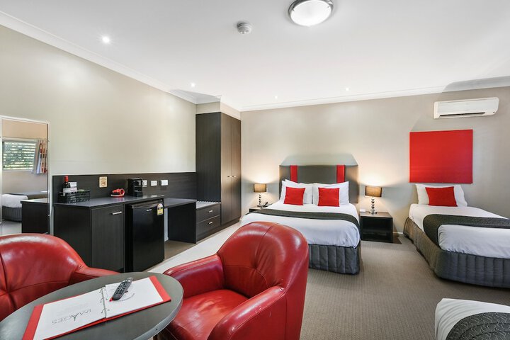 Room 13 of 72