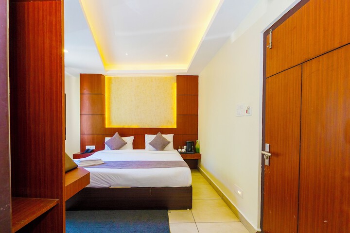 Room 13 of 110