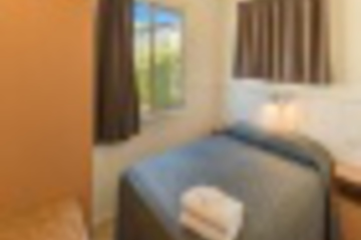 Room 399 of 624