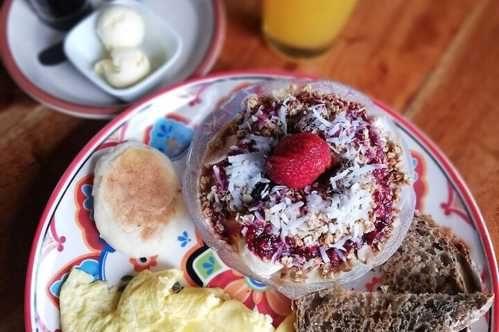 Breakfast/Coffee Service 96 of 112