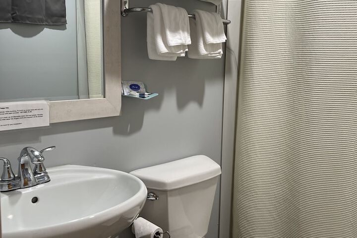 Deluxe Double Room (8 of 19)