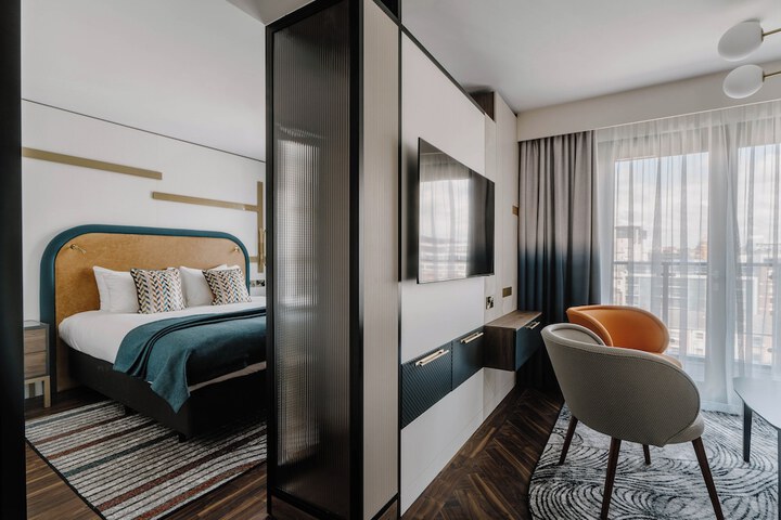 Room 35 of 116