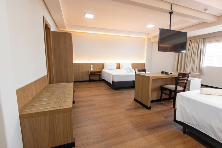 Room 11 of 22