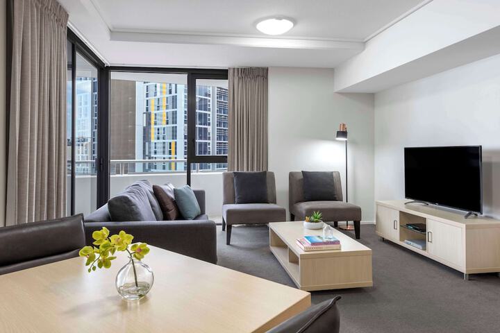 Room 32 of 75