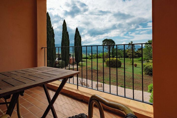 Terrace/Patio 51 of 52