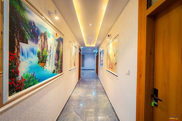 Hotel Interior 7 of 25