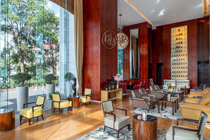 Entrance & Lobby