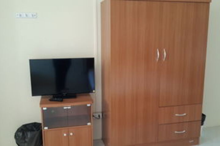 Room 25 of 34