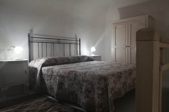 Room 15 of 28