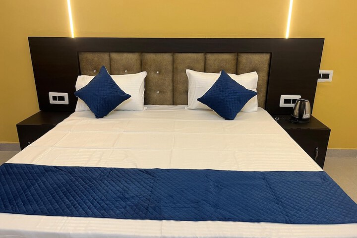 Room 5 of 26