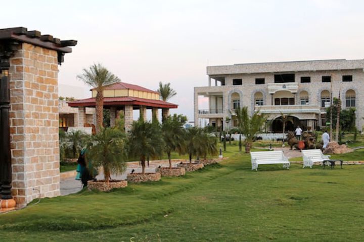 Hotel 45 of 47