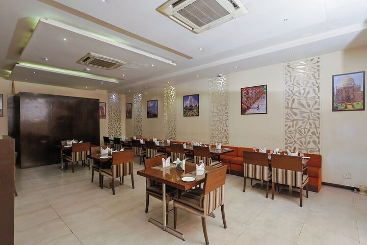 Dining 53 of 92