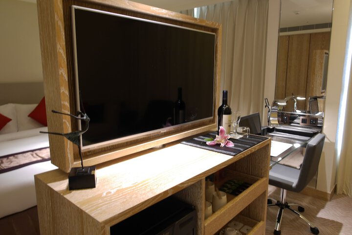 Room 25 of 44