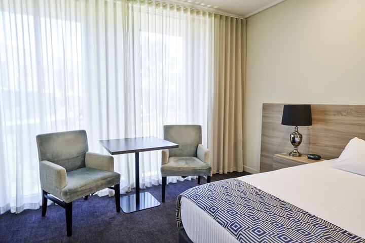 Room 7 of 44