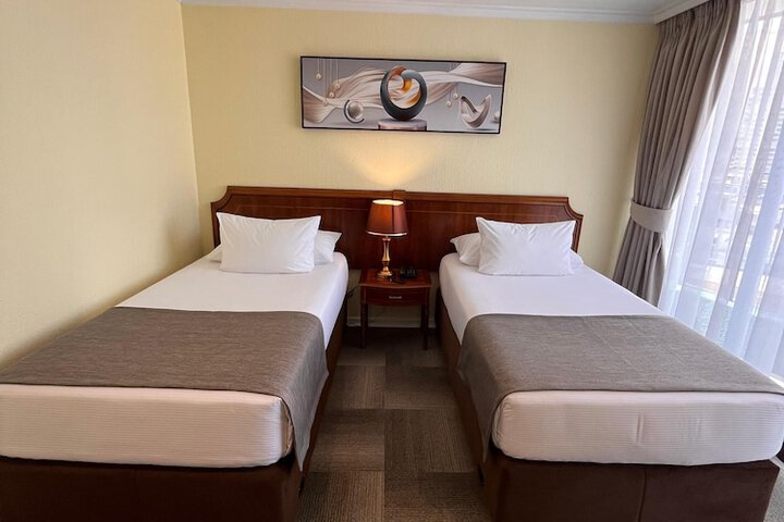 Room 11 of 46
