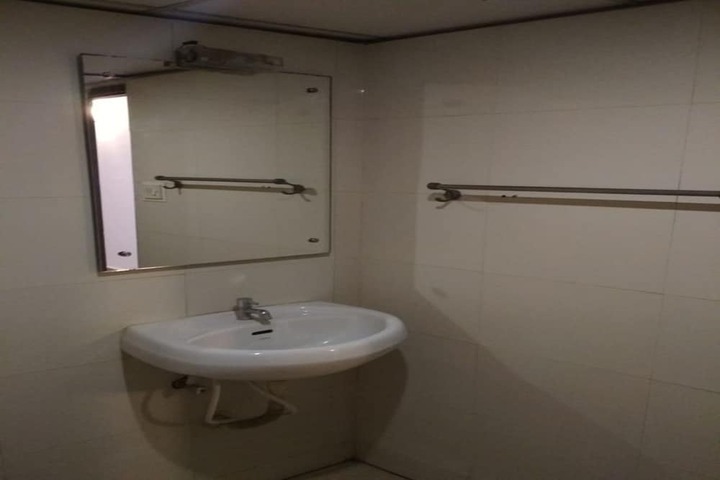 Room 20 of 21