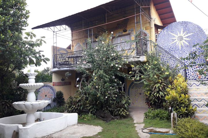 Hotel Exterior 46 of 64