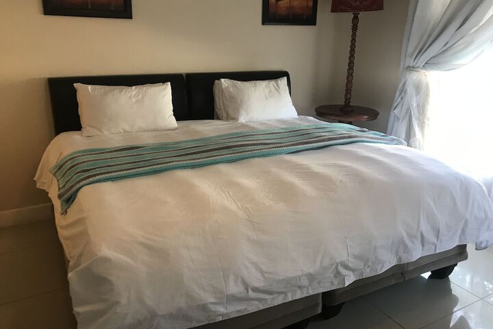 Room 5 of 78