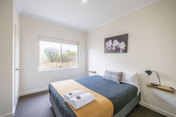 Room 9 of 49