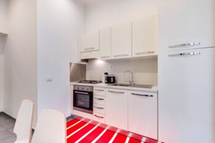 Room 10 of 15