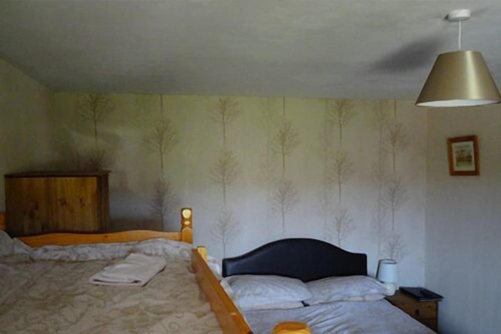 Room 14 of 61