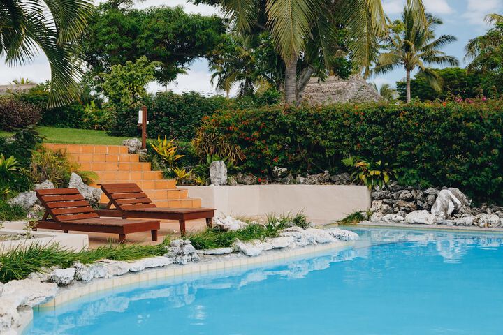 Hotel with Pool