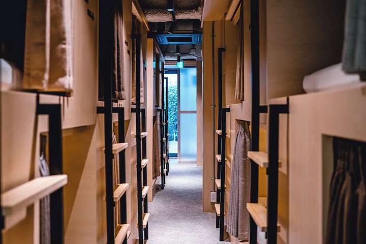 Room 28 of 52