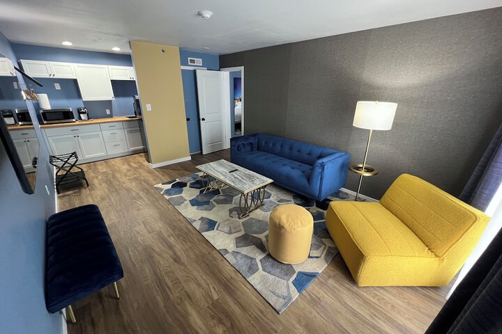 Deluxe Suite (27 of 37)