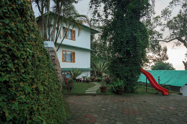 Hotel 64 of 67