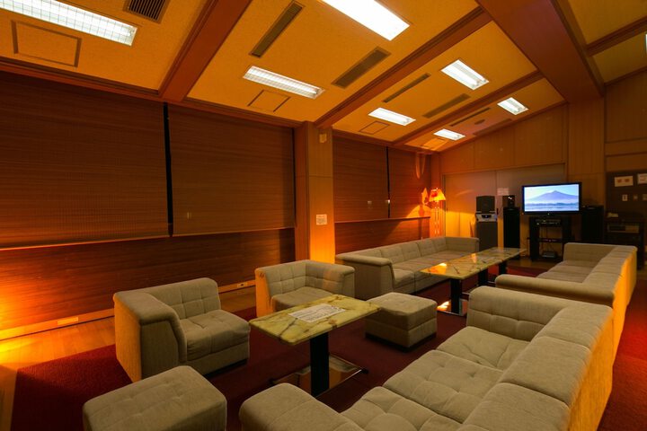 Room 19 of 34