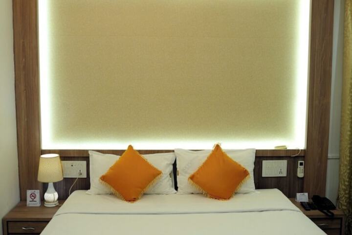 Room 2 of 26