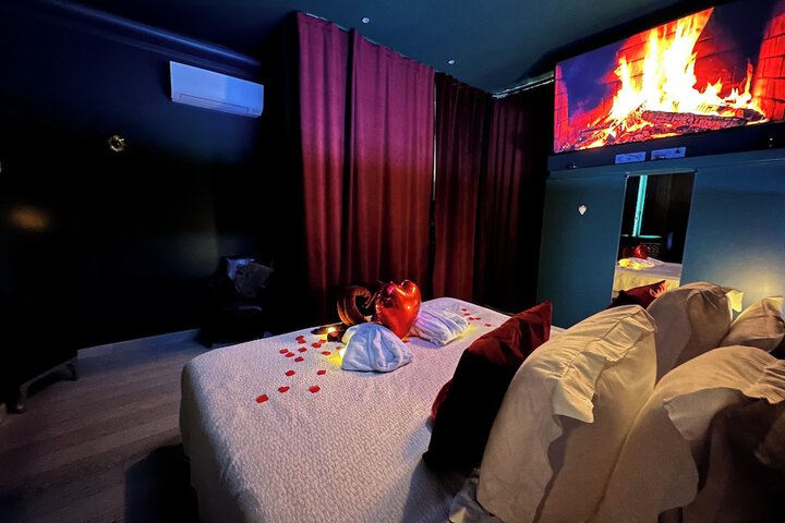 Room 6 of 51