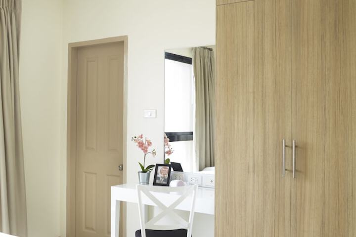 Room 25 of 86
