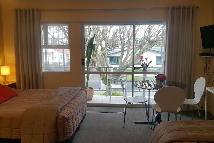 Room 25 of 62