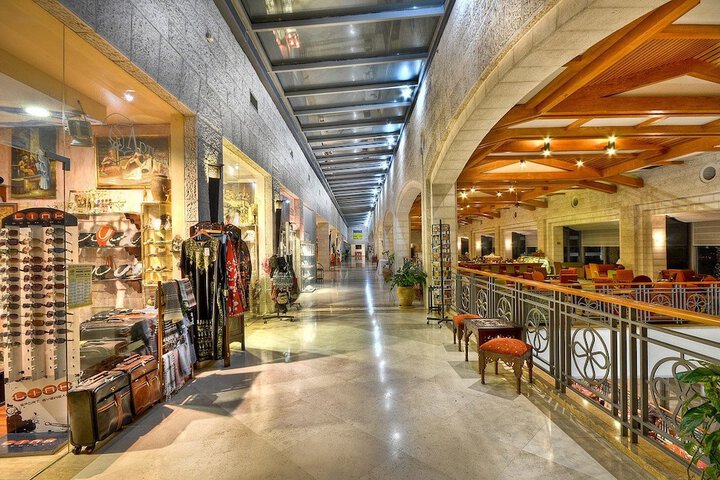 Gift shop
