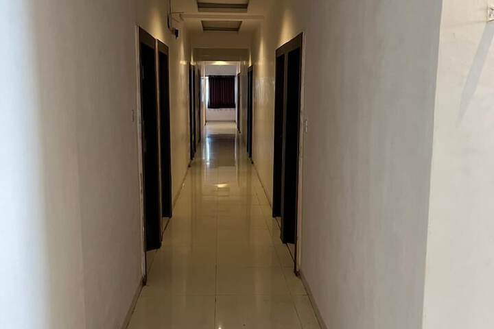 Hotel 85 of 88