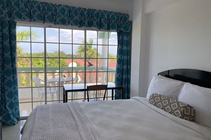 Room 13 of 95