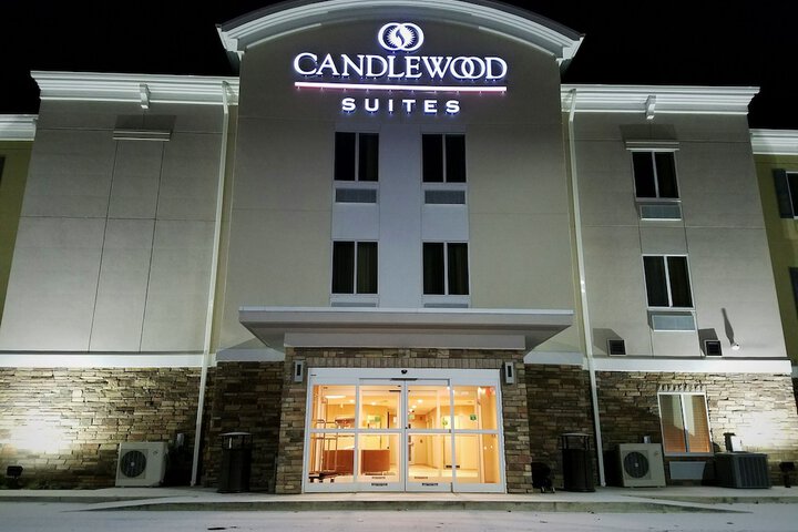 Hotel 30 of 40