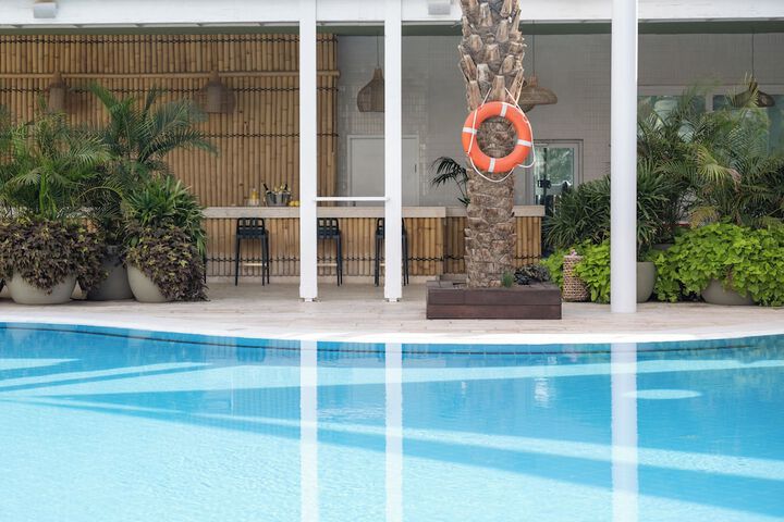 Pool 52 of 58