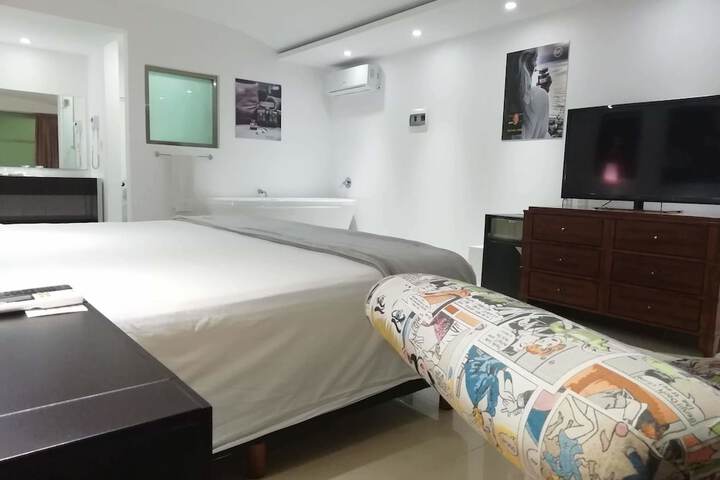 Room 15 of 60