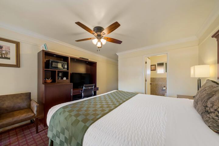 Room 30 of 54